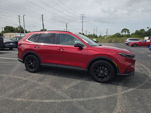 Certified 2024 Honda CR-V Sport image 2