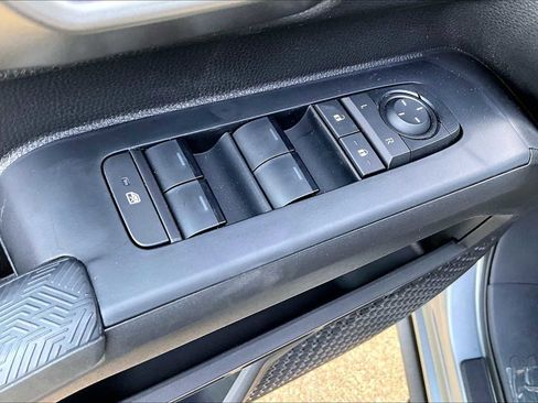 New 2025 Toyota Tacoma TRD Sport image 19