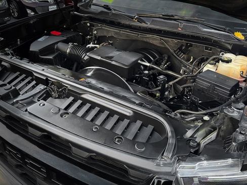 Used 2020 Chevrolet Silverado 2500 Custom w/ Custom Value Package image 32