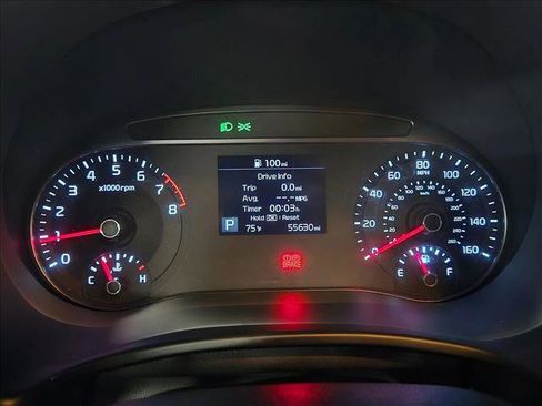 Used 2022 Kia Soul LX image 11