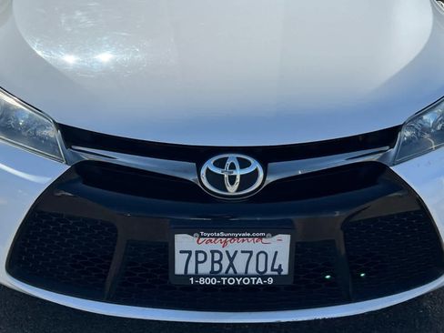 Used 2016 Toyota Camry SE image 12