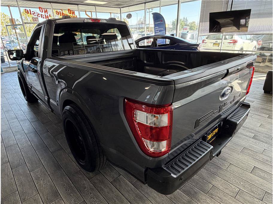 Used 2023 Ford F150 XL w/ Bed Utility Package RWD image 6