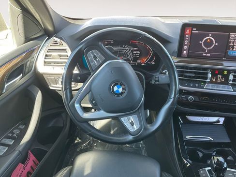 Used 2023 BMW X4 xDrive30i image 17