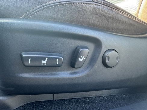 Used 2022 Toyota 4Runner Limited image 13