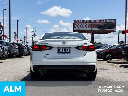 Used 2024 Nissan Altima 2.5 SR FWD image 5