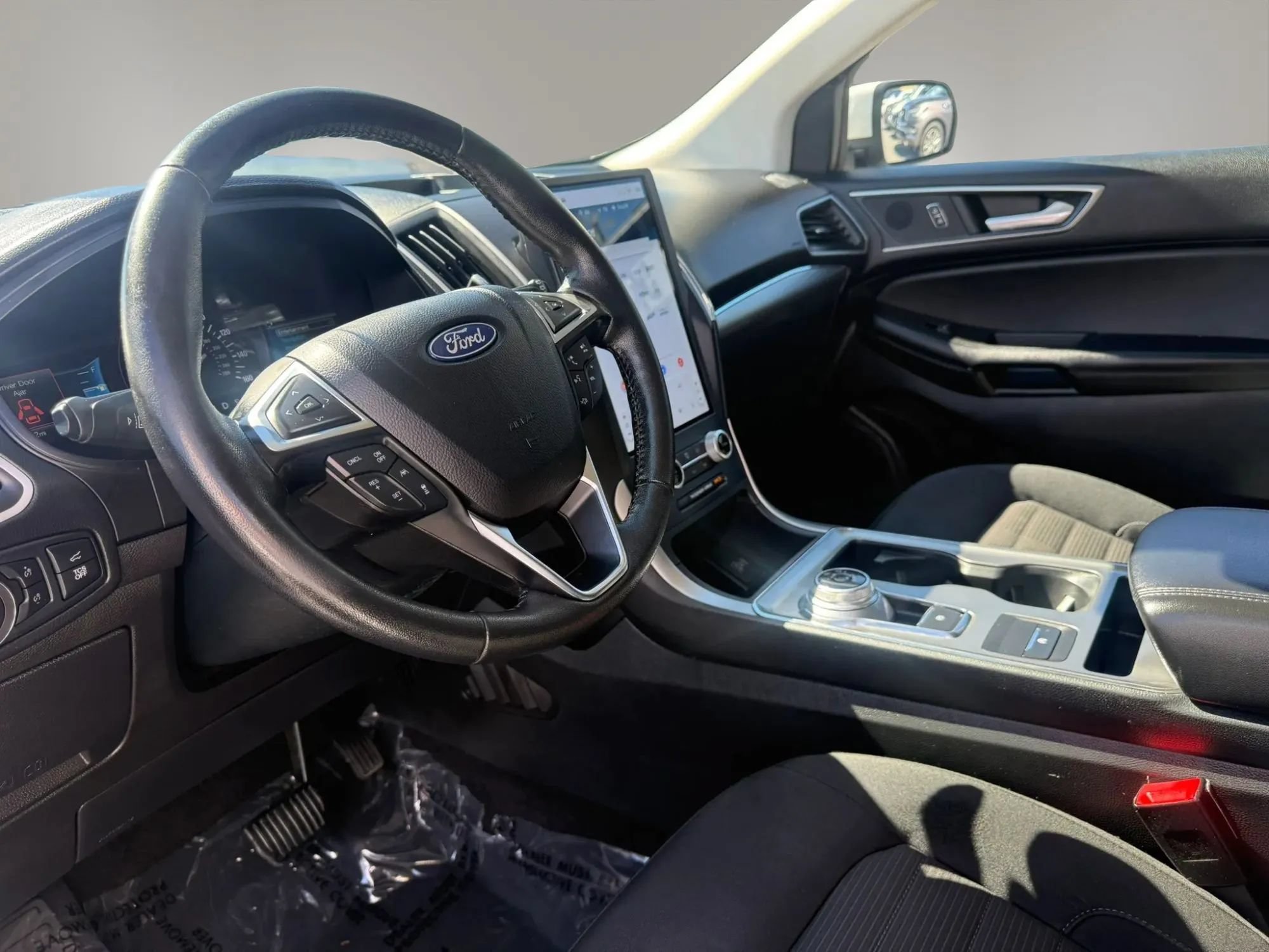 Used 2022 Ford Edge SEL w/ Convenience Package AWD/4WD image 9