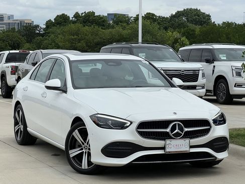 Used 2025 Mercedes-Benz C 300 Sedan image 2