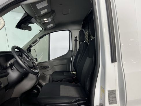 Used 2024 Ford Transit 250 Low Roof w/ Exterior Upgrade Package image 19