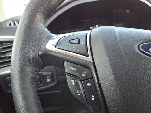 Used 2023 Ford Edge SEL w/ Convenience Package image 17