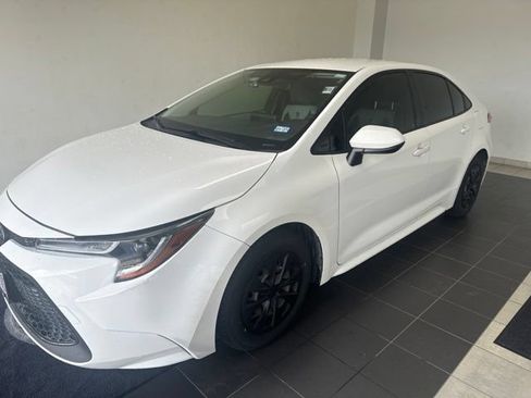 Used 2022 Toyota Corolla L FWD image 1