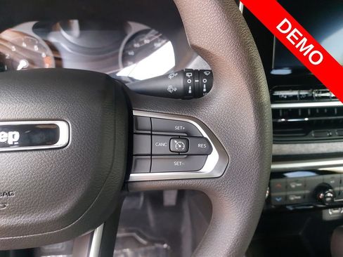 New 2025 Jeep Compass Sport AWD/4WD image 17