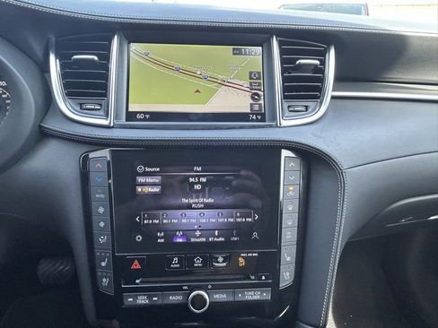 Used 2023 INFINITI QX50 Sport image 15