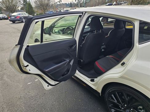 Used 2025 Subaru Impreza RS image 16