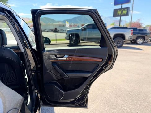 Used 2021 Audi Q5 2.0T Premium Plus AWD/4WD image 20