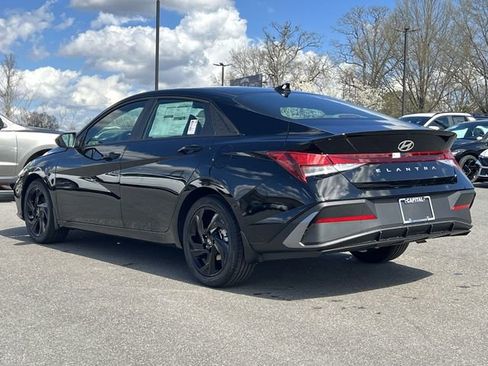 New 2026 Hyundai Elantra Sport FWD image 30
