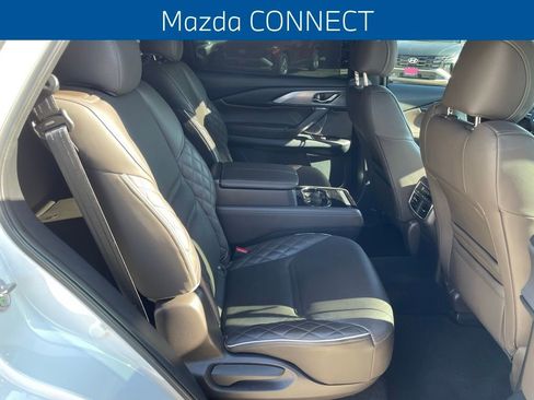 Used 2022 MAZDA CX-9 Signature image 16