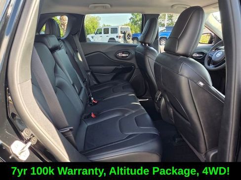 Certified 2023 Jeep Cherokee Altitude Lux AWD/4WD image 15