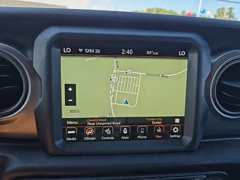 Certified 2022 Jeep Gladiator Willys image 26