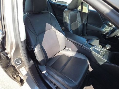 Used 2019 Lexus ES 300h w/ Accessory Package 2 FWD image 24