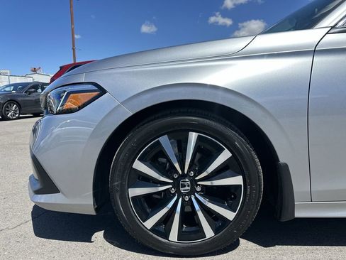 Used 2023 Honda Civic EX image 18