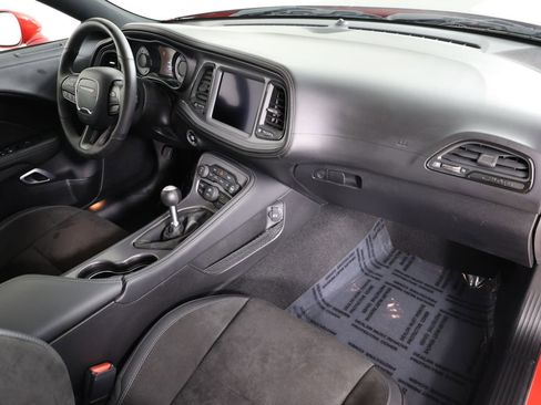 Used 2023 Dodge Challenger R/T RWD image 29