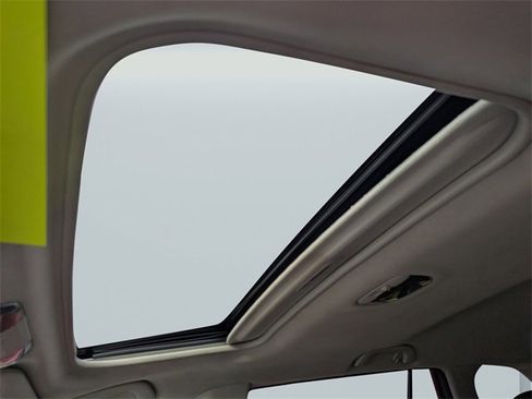 Used 2011 Subaru Outback 2.5i Premium image 23