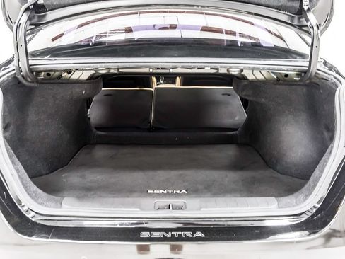 Used 2021 Nissan Sentra SV w/ SV Premium Package FWD image 37
