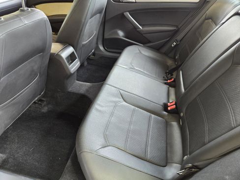 Used 2015 Volkswagen Passat 1.8T Limited Edition image 44