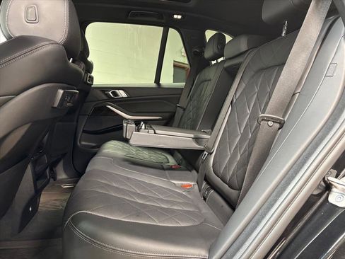 Used 2023 BMW X5 xDrive40i w/ M Sport Package image 28