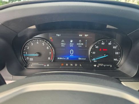 Used 2024 Ford Explorer XLT w/ Equipment Group 202A AWD/4WD image 32