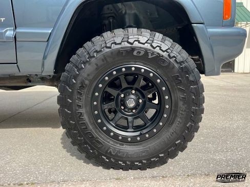 Used 1999 Jeep Cherokee Sport image 49