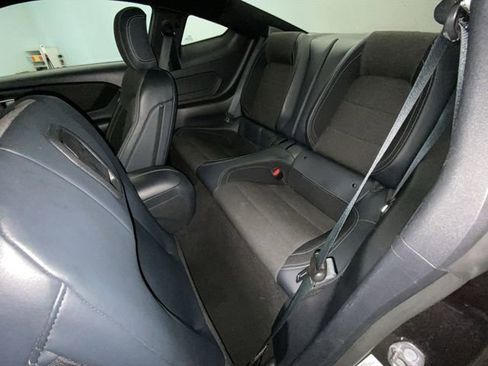 Used 2024 Ford Mustang Coupe RWD image 21