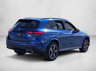 Used 2025 Mercedes-Benz GLC 300 video 2