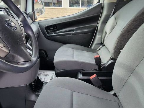 Used 2019 Nissan NV200 SV image 19