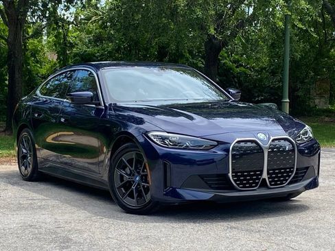 Used 2023 BMW i4 eDrive40 RWD image 4