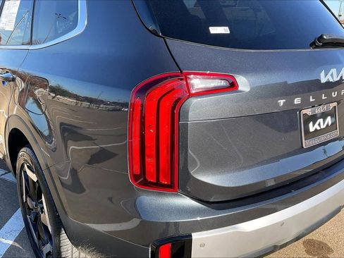 Used 2023 Kia Telluride S w/ S Sunroof Package image 32