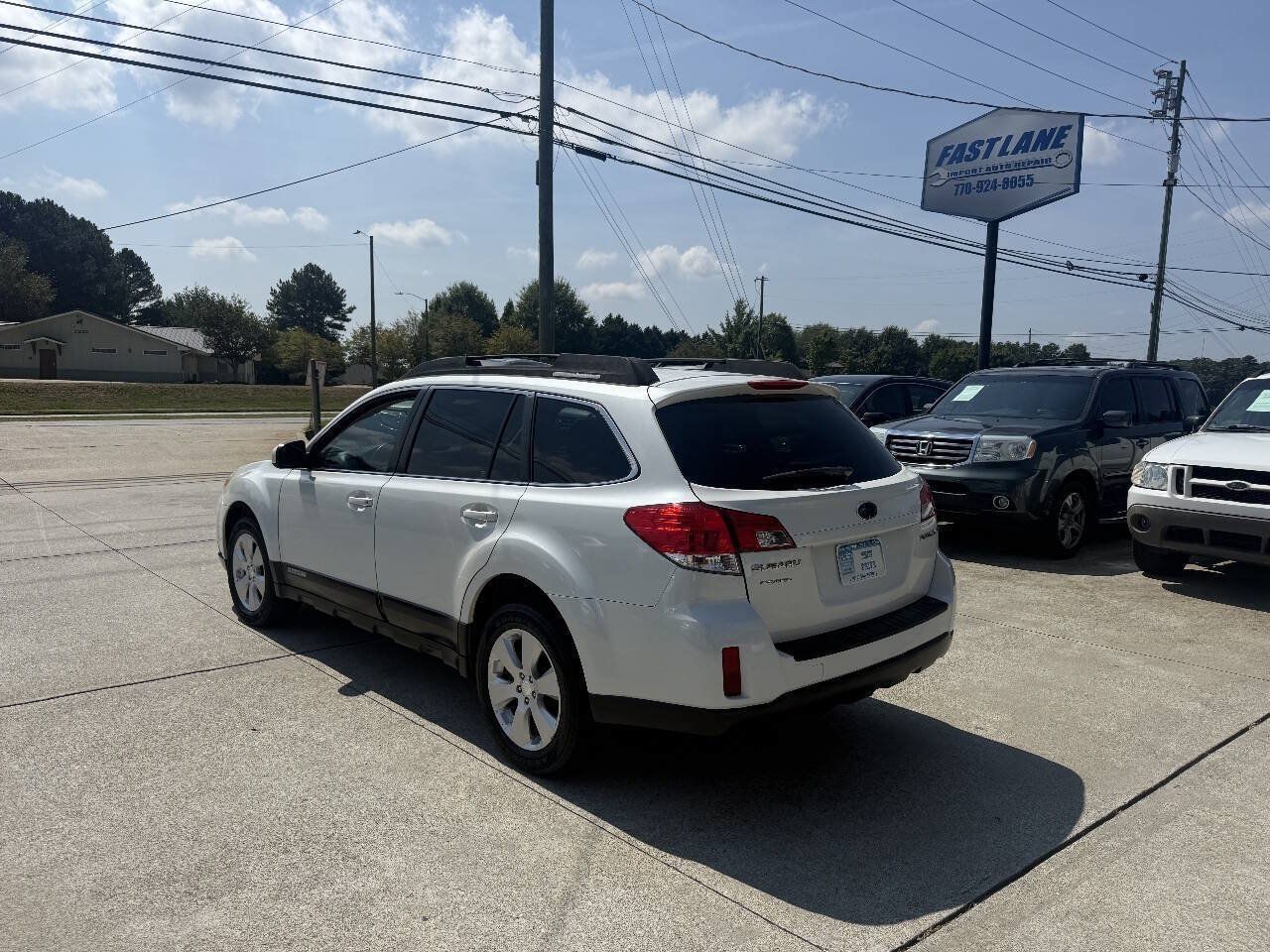 Used 2010 Subaru Outback 2.5i Premium w/ Popular Equipment Group 1A AWD/4WD image 5