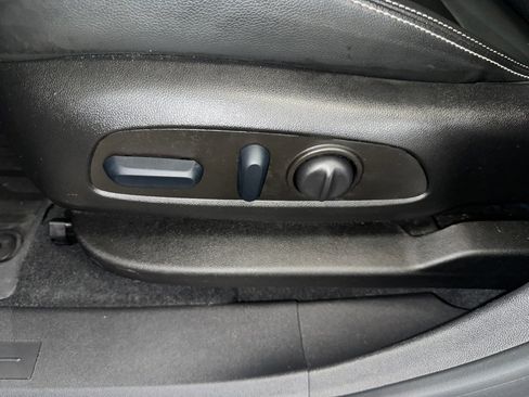 Certified 2023 GMC Terrain SLT w/ Elevation Edition image 3