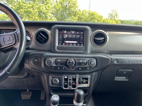 Used 2021 Jeep Wrangler Unlimited Sport image 22
