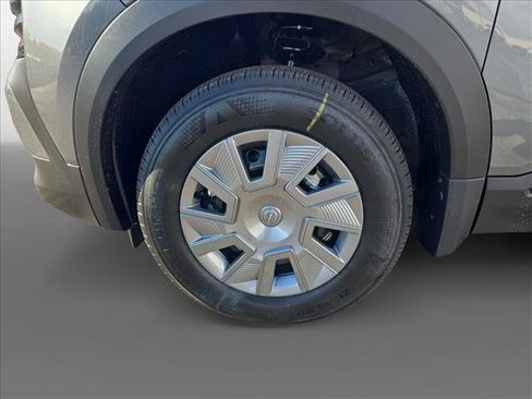 New 2026 Nissan Kicks S image 9