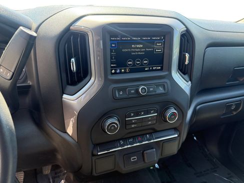Used 2019 Chevrolet Silverado 1500 Custom Trail Boss w/ Custom Convenience Package AWD/4WD image 12