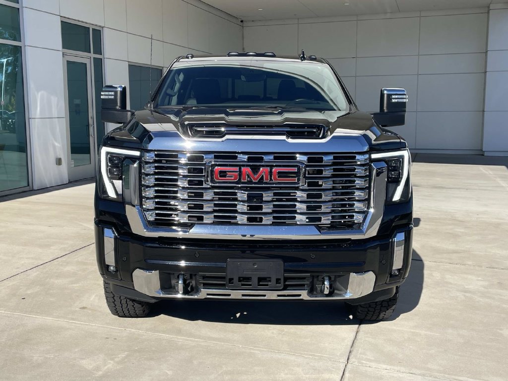 Used 2024 GMC Sierra 2500 Denali w/ Denali Reserve Package AWD/4WD image 7
