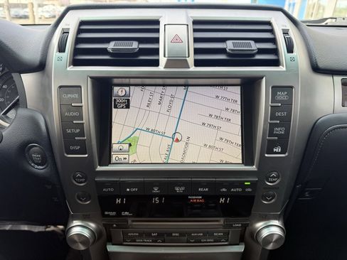 Used 2011 Lexus GX 460 Premium image 7
