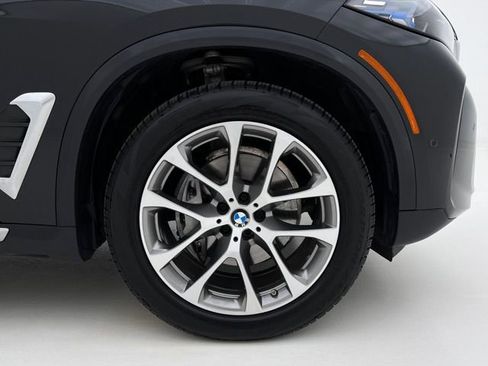 Certified 2026 BMW X5 xDrive40i w/ Premium Package AWD/4WD image 30