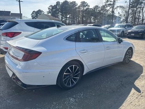 Used 2023 Hyundai Sonata Limited w/ Preferred Accessory Package image 10