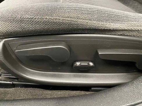 Used 2014 Chevrolet Impala LT w/ LT Sunroof Package image 21