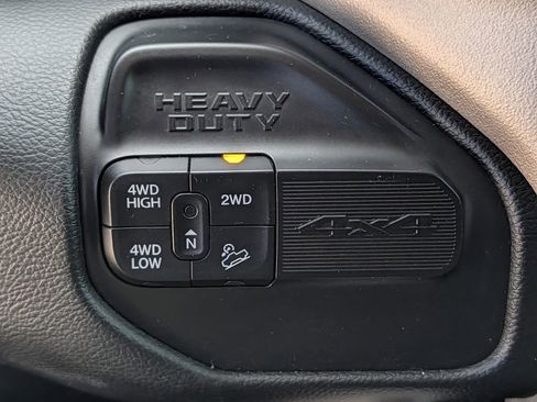 Used 2020 RAM 2500 Laramie AWD/4WD image 17