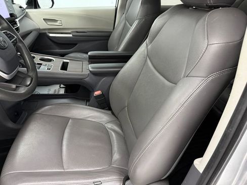 Used 2021 Toyota Sienna LE FWD image 26