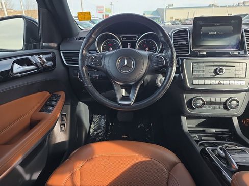 Used 2017 Mercedes-Benz GLS 550 4MATIC image 24