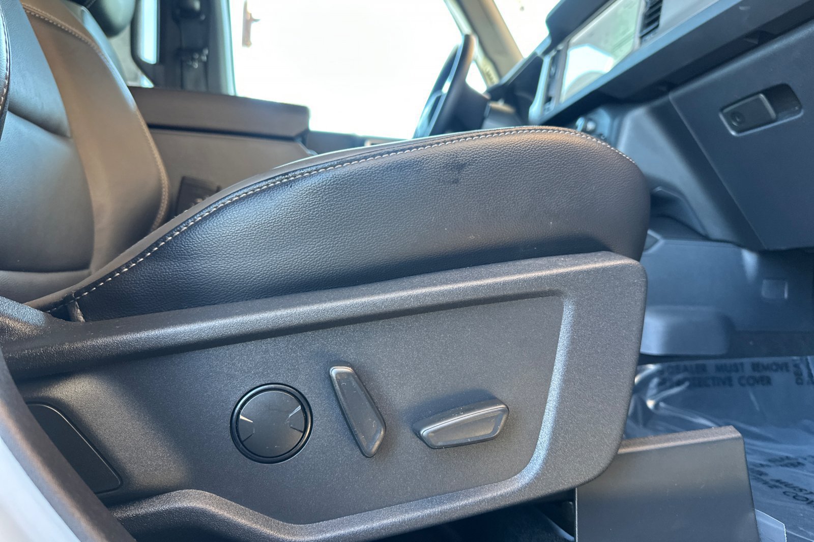 Used 2025 Ford Bronco Outer Banks AWD/4WD image 23
